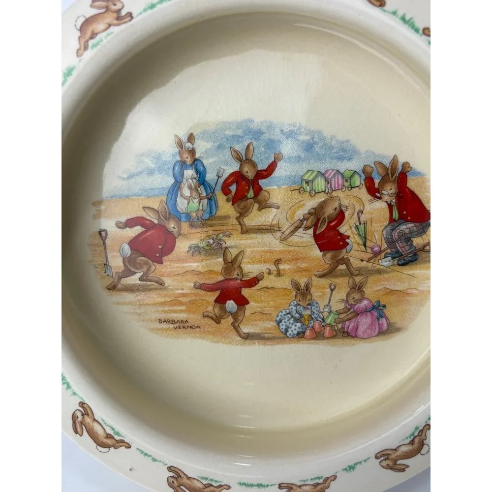 Royal Doulton Bunnykins Bowl Albion Barbara Vernon Sandy Beach‎